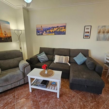 La Roca-Mediterraneo Views, 8Th Floor-New Kitchen- Pool- Parking-Air Conditioning, Ceiling Fans & Free Wifi Torremolinos Exteriör bild